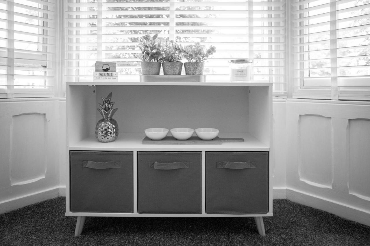 Charles Alexander Short Stay - Clifton Drive Beach Retreat Lytham St Annes Exteriör bild